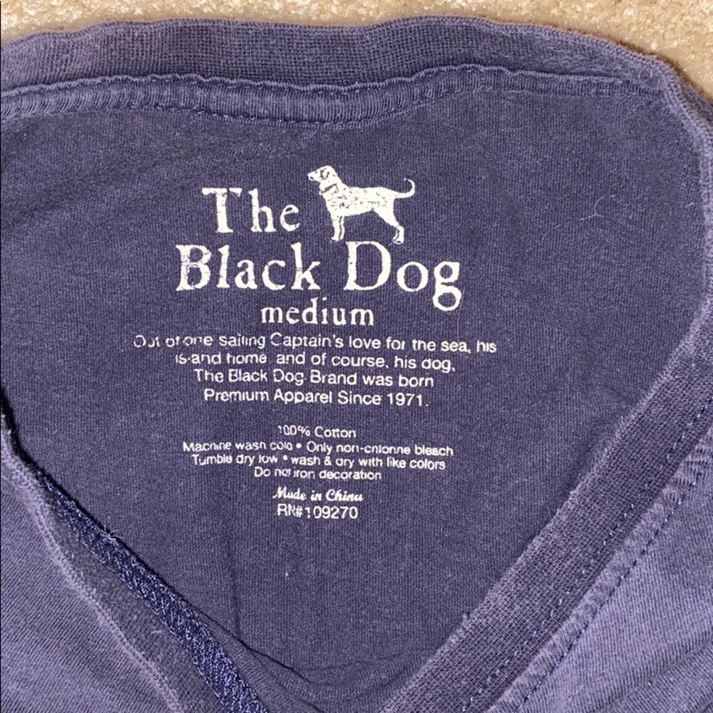 The Black Dog T-Shirt - Picture 3 of 3